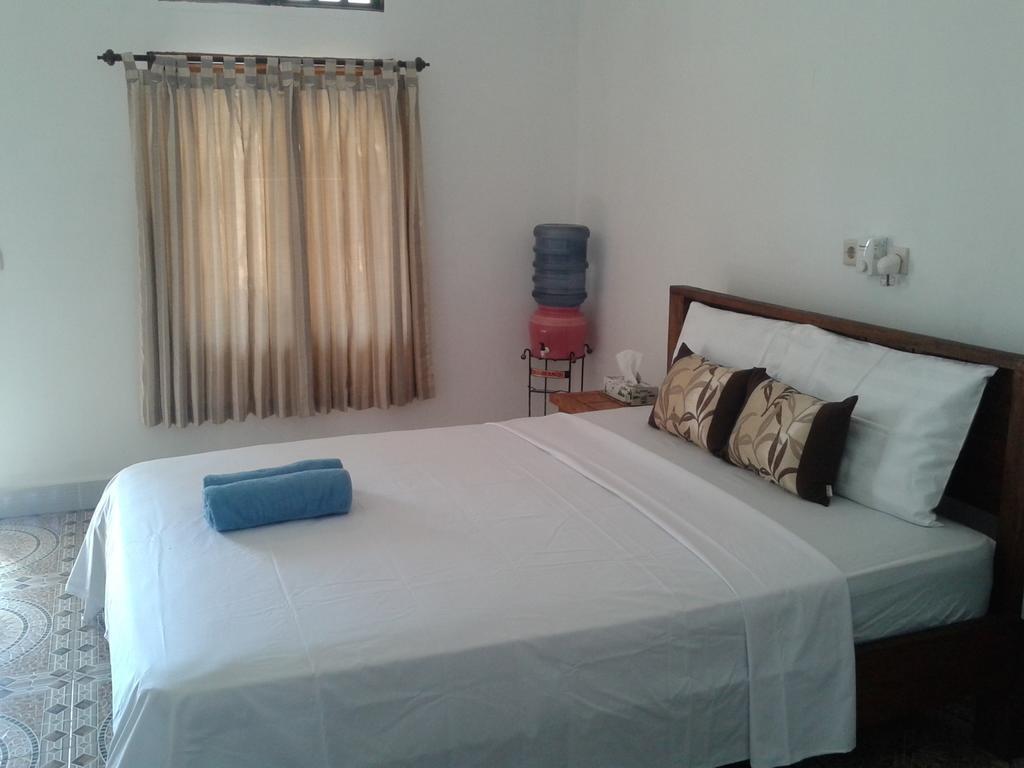 Putri Homestay Gili Meno Værelse billede
