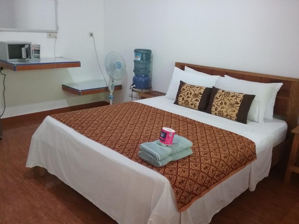 Putri Homestay Gili Meno Eksteriør billede