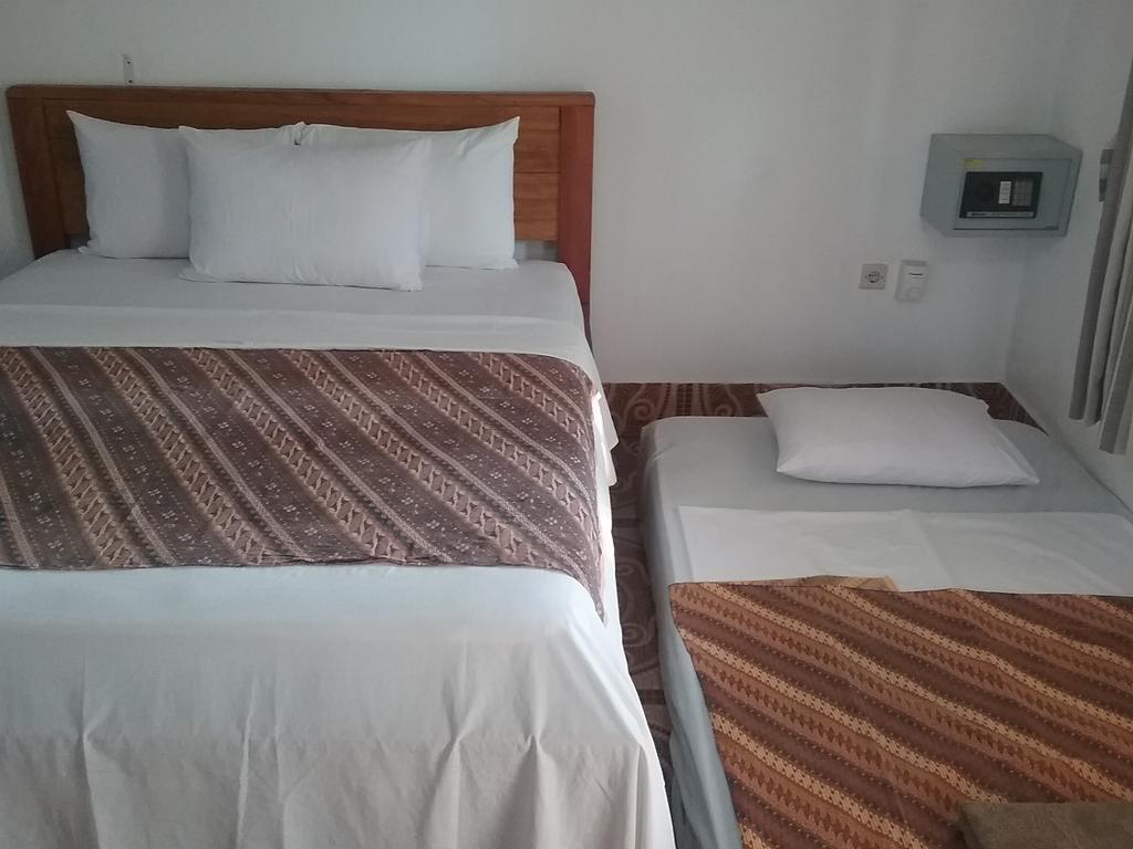 Putri Homestay Gili Meno Eksteriør billede