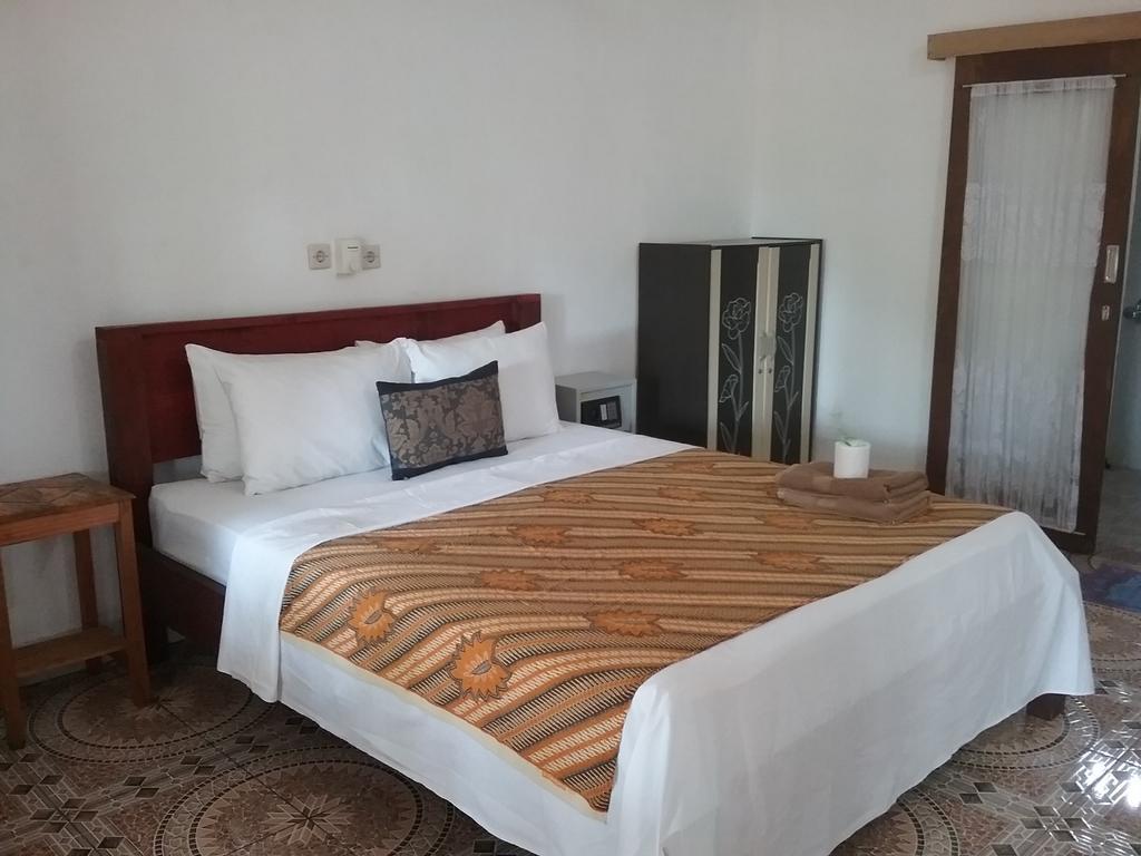 Putri Homestay Gili Meno Eksteriør billede