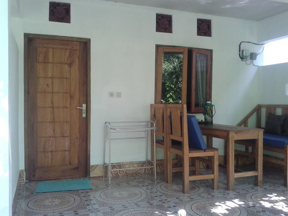 Putri Homestay Gili Meno Eksteriør billede